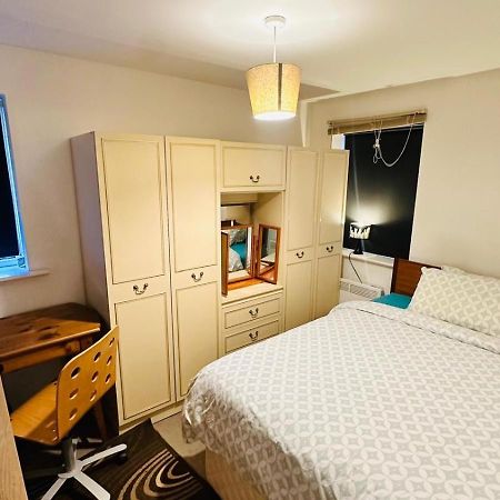 The Right Place. A Fabulous/Cozy Double Room Londra Dış mekan fotoğraf